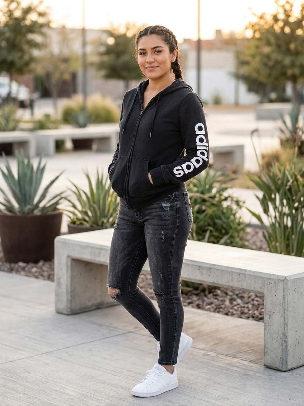 adidas Womens Full Zip Hoodie Sweatshirt Black Large Spellout Logo Sleeve Size M